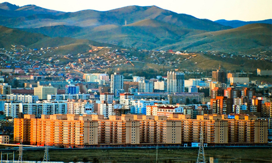 Улаанбаатарт өдөртөө 23 хэм дулаан